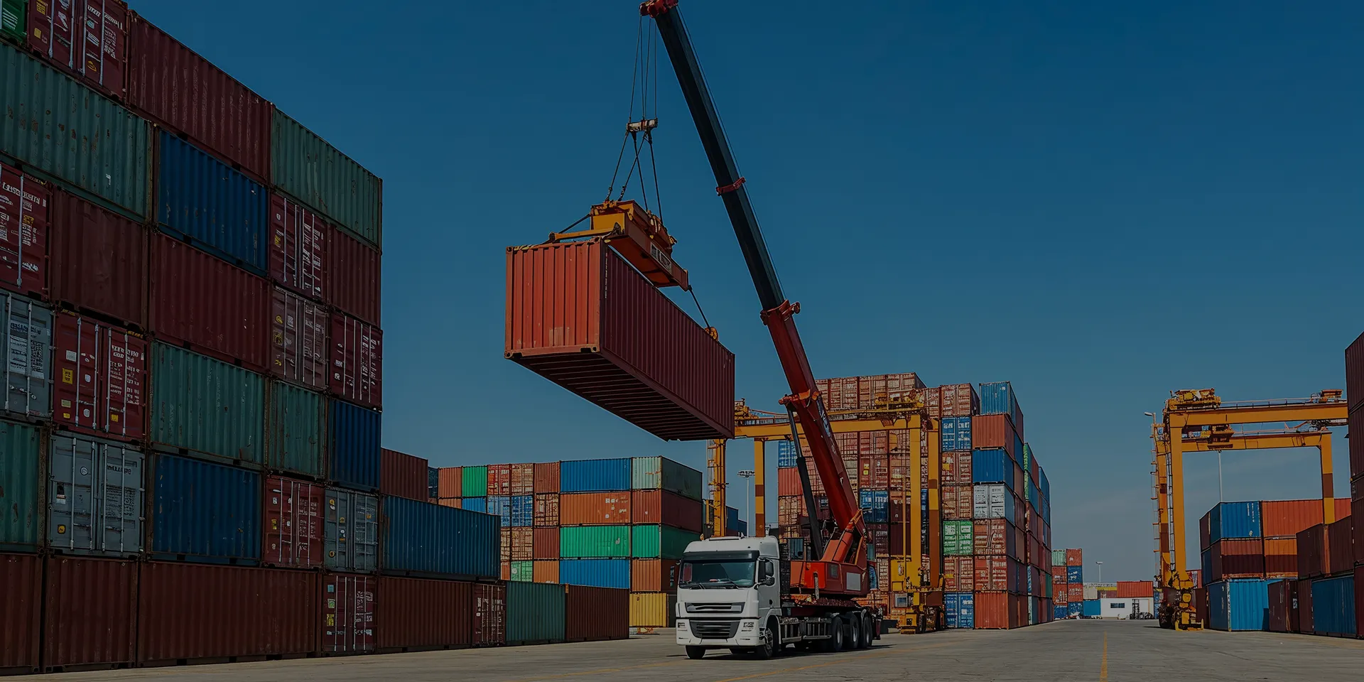 مقطورة نصف مقطورة مسطحة ذات 3 محاور لنقل البضائع