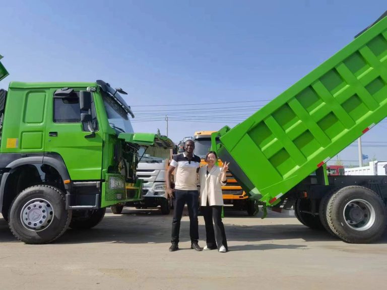 Customer from Burkina Faso at the CHENLU factory